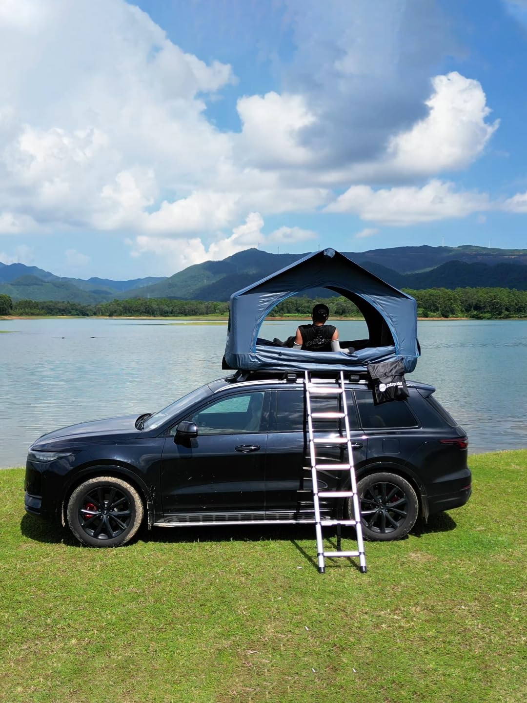 BOOMLATU Shell Wing Inflatable Floatable Rooftop Tent