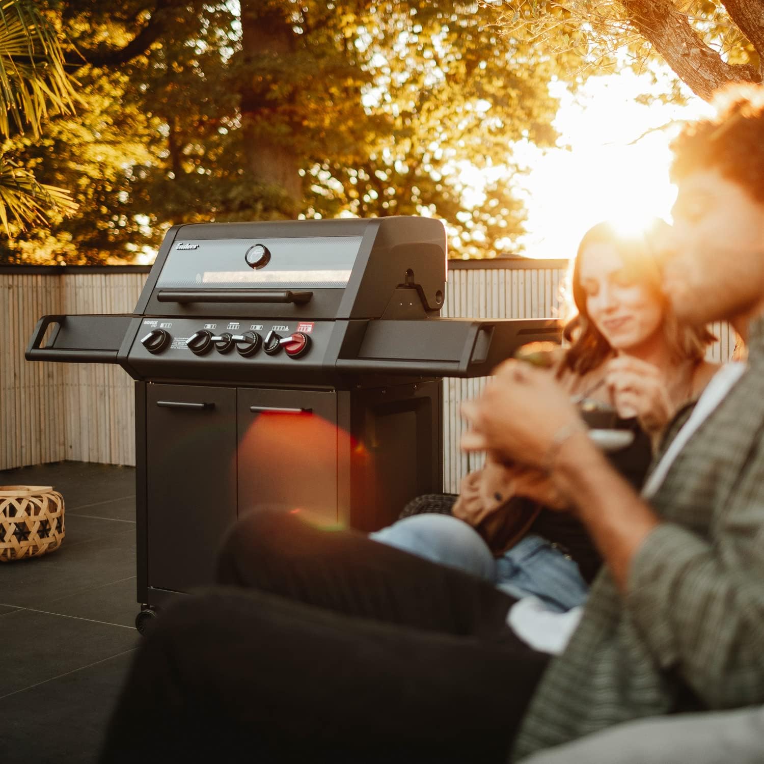 Enders® Monroe Pro 4 SIK Turbo Shadow Gas Grill