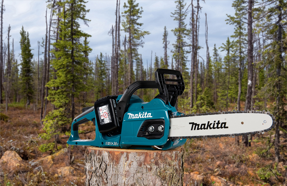 Makita Chainsaw LXT ®DUC305
