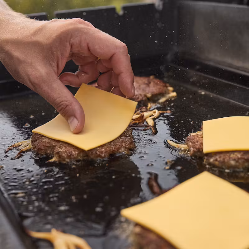 Weber Spirit® S-425 Gas Grill (Liquid Propane)