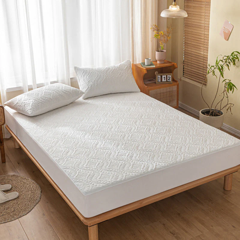 Waterproof Breathable Thickened Mattress Cover