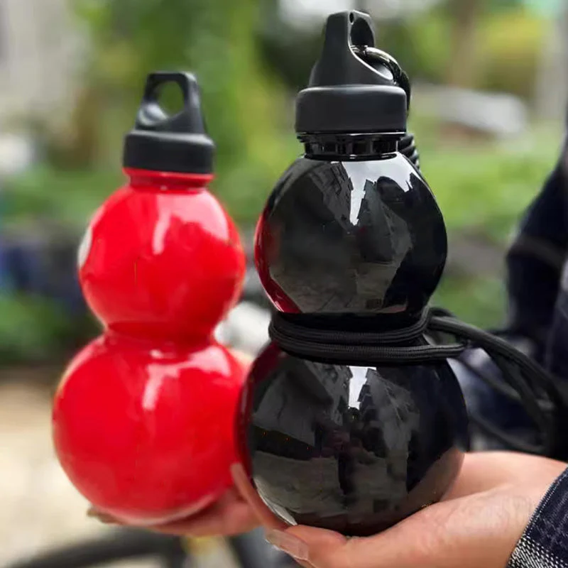 Creative Gourd-Shaped Water Bottle