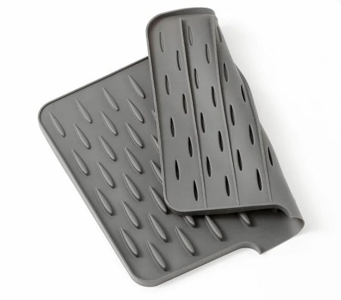 💥No-Spill Silicone Worktop Saver – Heat-Resistant & Non-Slip Mat for Drip-Free Drying💥