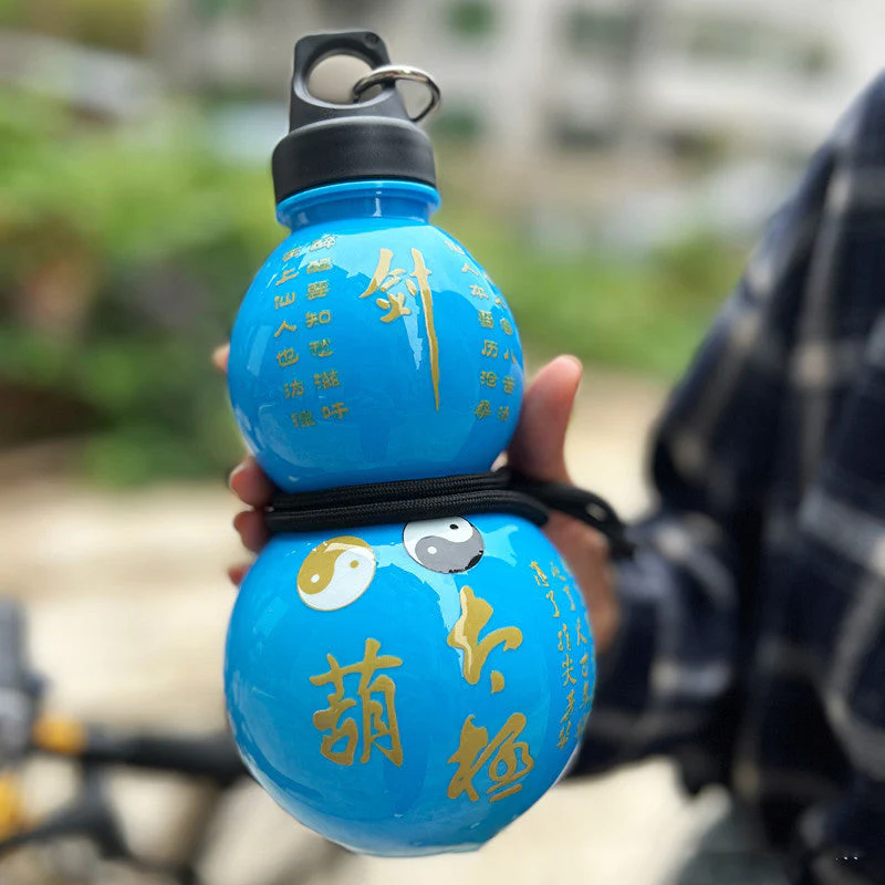 Creative Gourd-Shaped Water Bottle